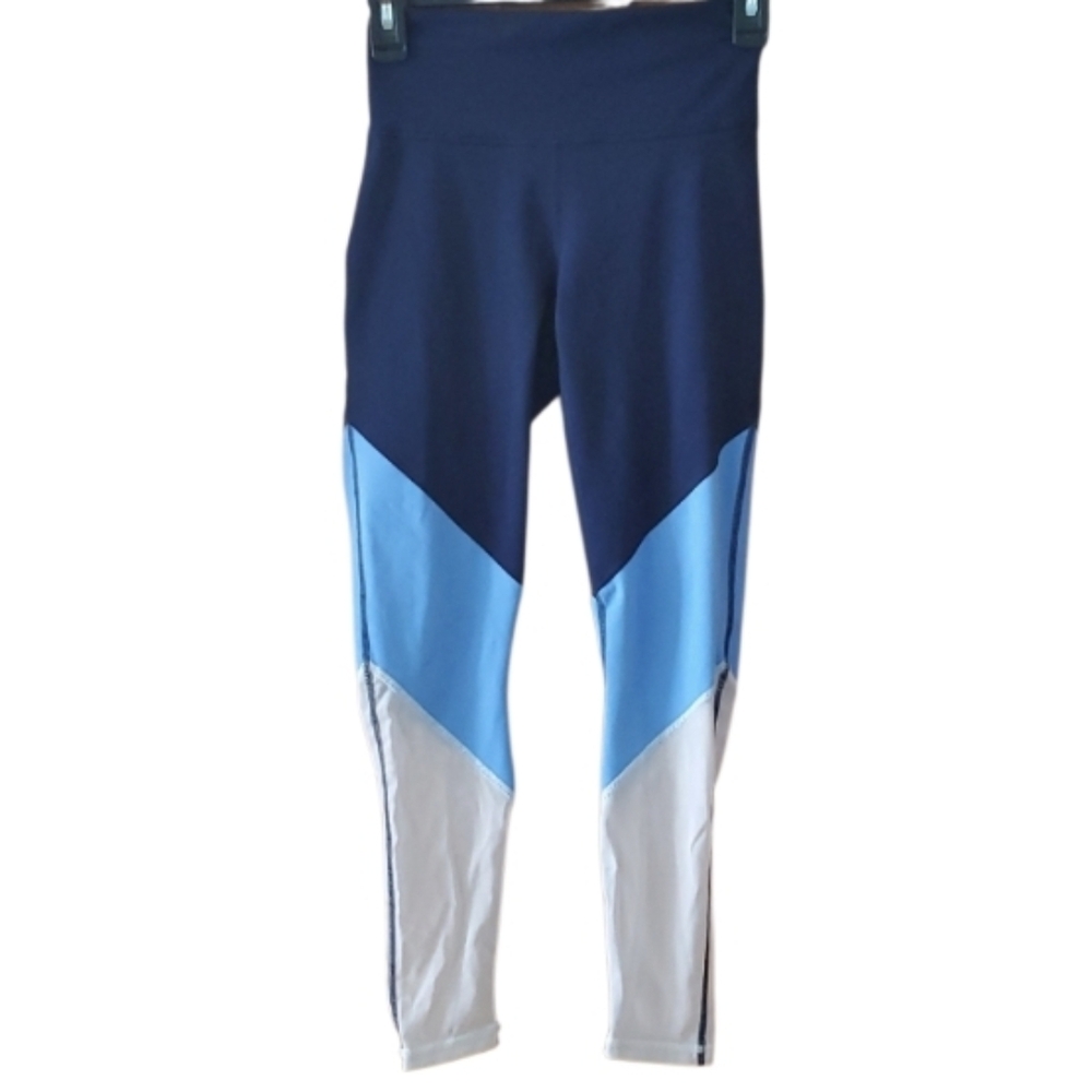 Fabletics Powerhold Navy, Light Blue & Cream Mesh Colorblock Athletic Leggings